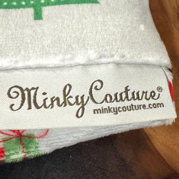Minky Couture Plush Christmas Themed Holiday Print Luxe Standard Pillow Cases - Picture 6 of 8